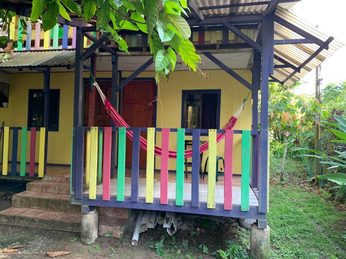 Brigitte'S Ranch Hotel Cahuita Exterior photo